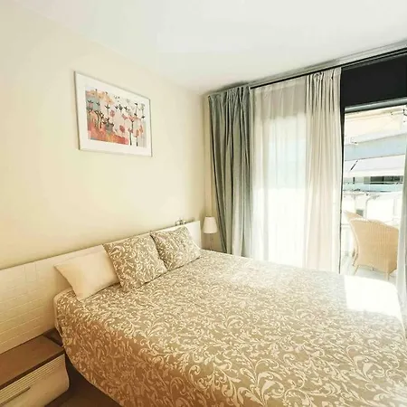 Con Piscina Y Parking Mas Blau Apartment