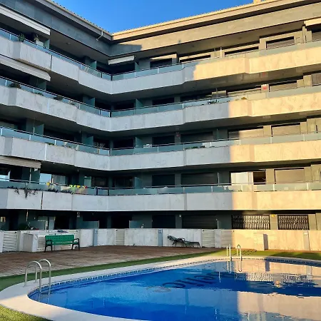 Con Piscina Y Parking Mas Blau *